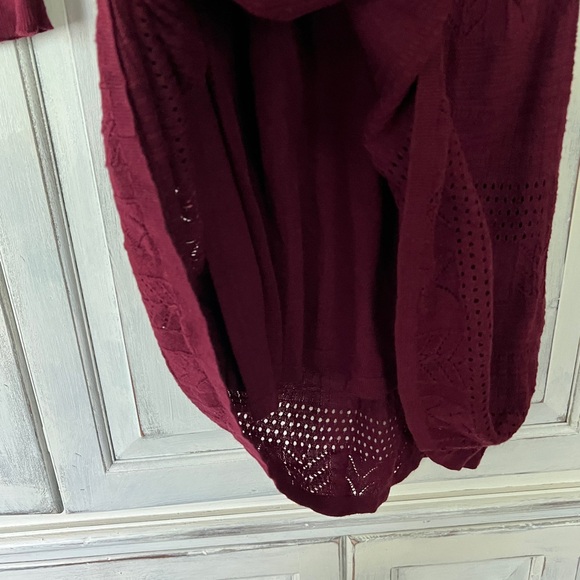🟠AMERICAN EAGLE Lined Crochet Long Sleeve Boho Sweater Dress in Deep Wine SMALL - Picture 6 of 12